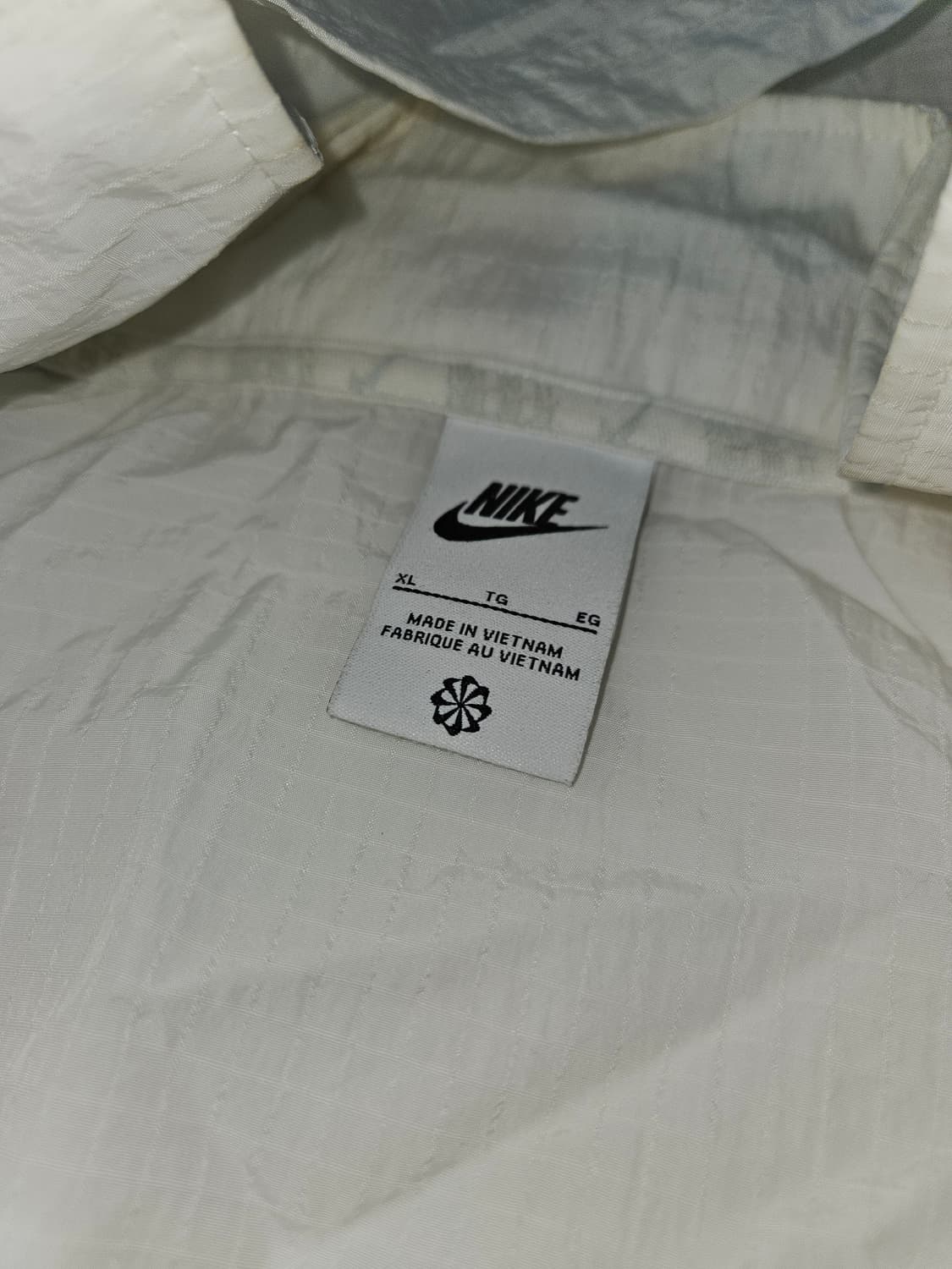 나이키 스포츠웨어 시티 유틸리티 스우시 바람막이 크롭 자켓 우먼스 XL 상품이미지4