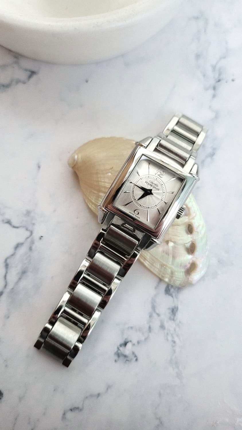 정품 지라드페르고 1945 여성용 수동시계 [정품박스 포함] 상품이미지3