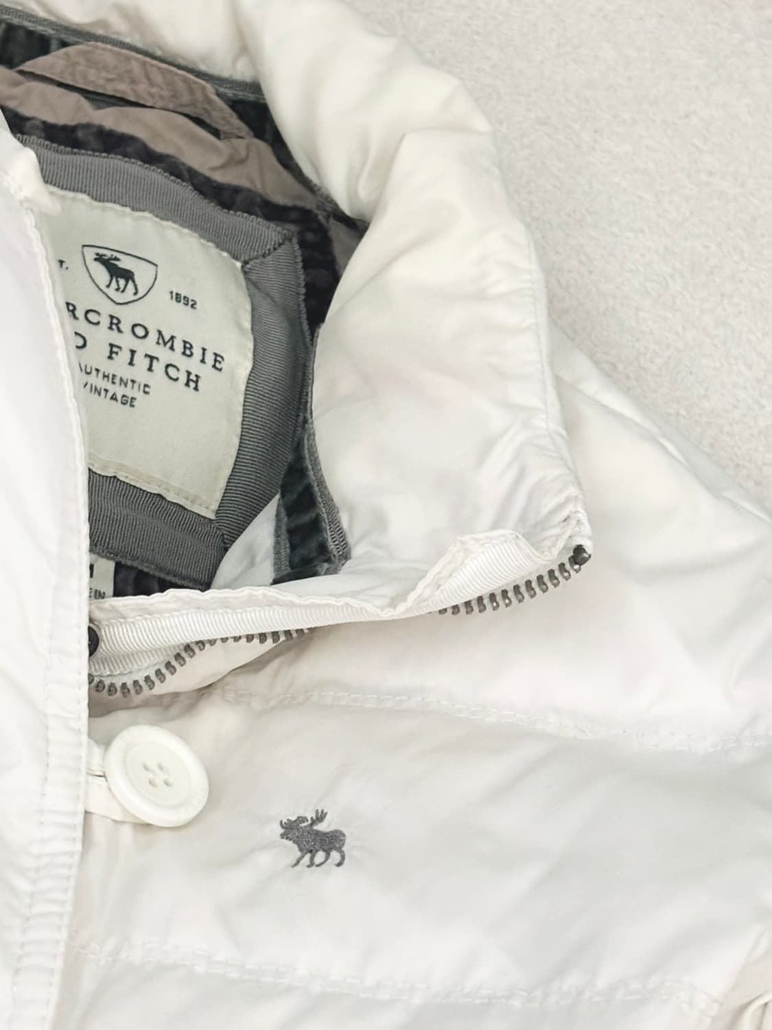 빈티지 아베크롬비 레터링 크림화이트 패딩 니혼진너드 상품이미지4