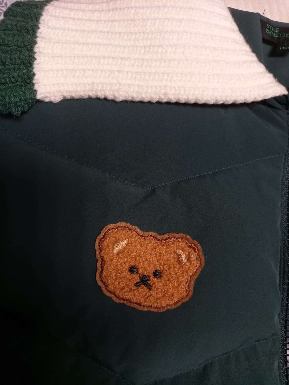 베네통 여성 패딩 그린/화이트 100 상품이미지3