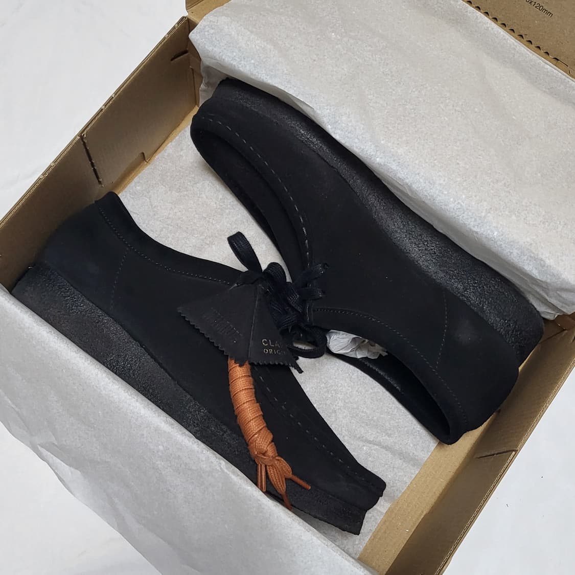 클락스 왈라비 올블랙 상품이미지5