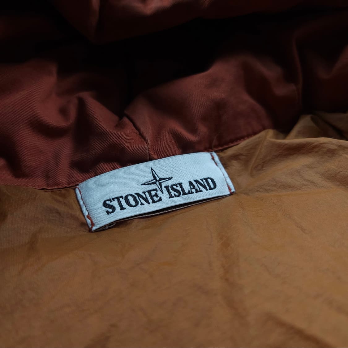 스톤아일랜드 가먼트 다이드 믹스 파이버 와트로 테라 다운 재킷 상품이미지10