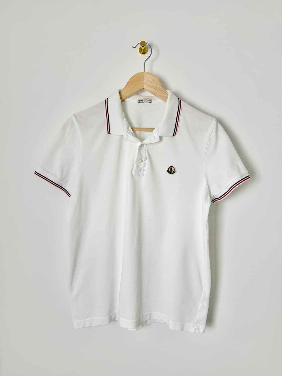 몽클레어 카라 반팔티 화이트  상품이미지1