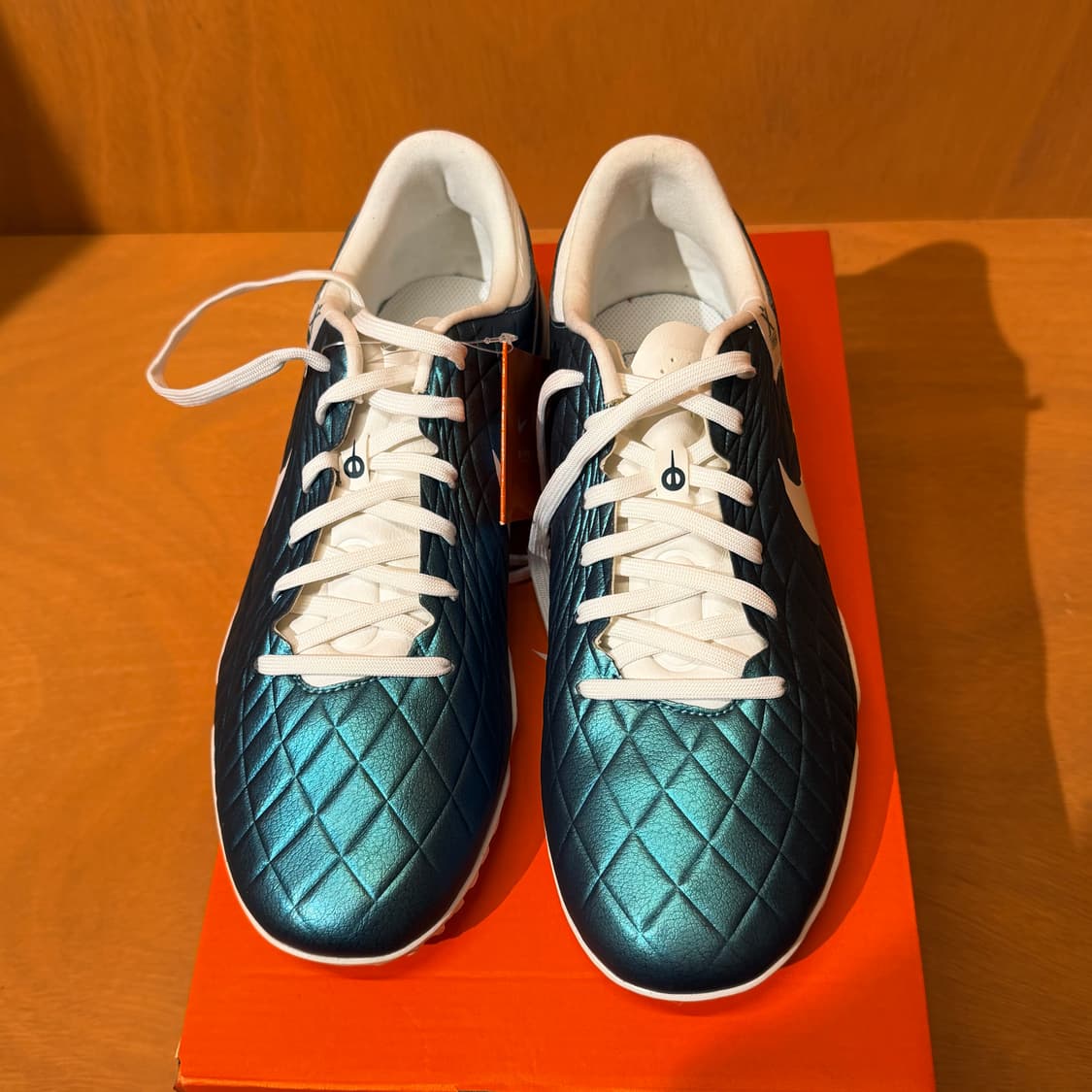 새상품)나이키 티엠포 레전드 30주년 풋살화 260 상품이미지5