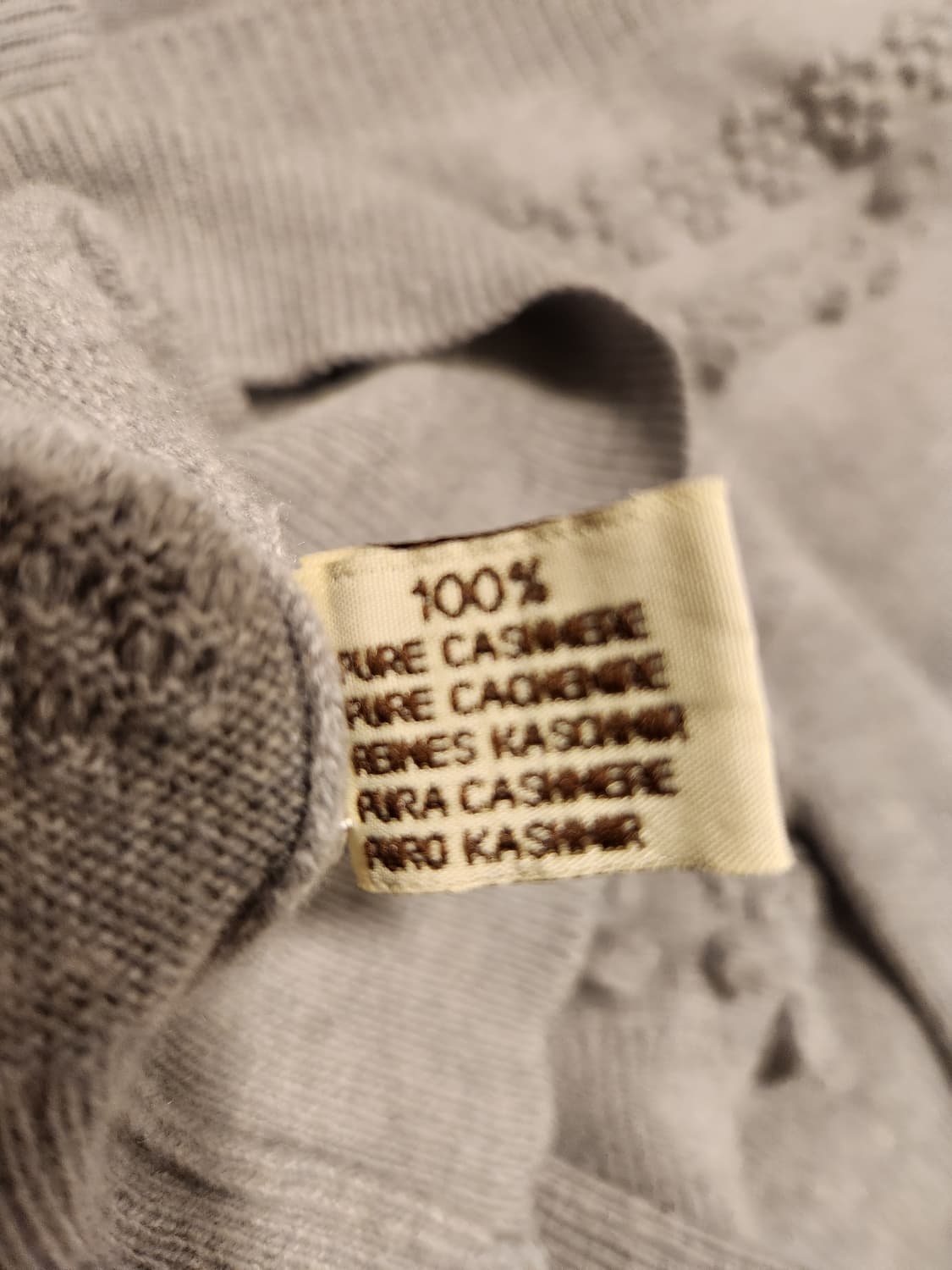 (정품)샤넬 배리 BARRIE 캐시미어 브이넥 니트 상품이미지8