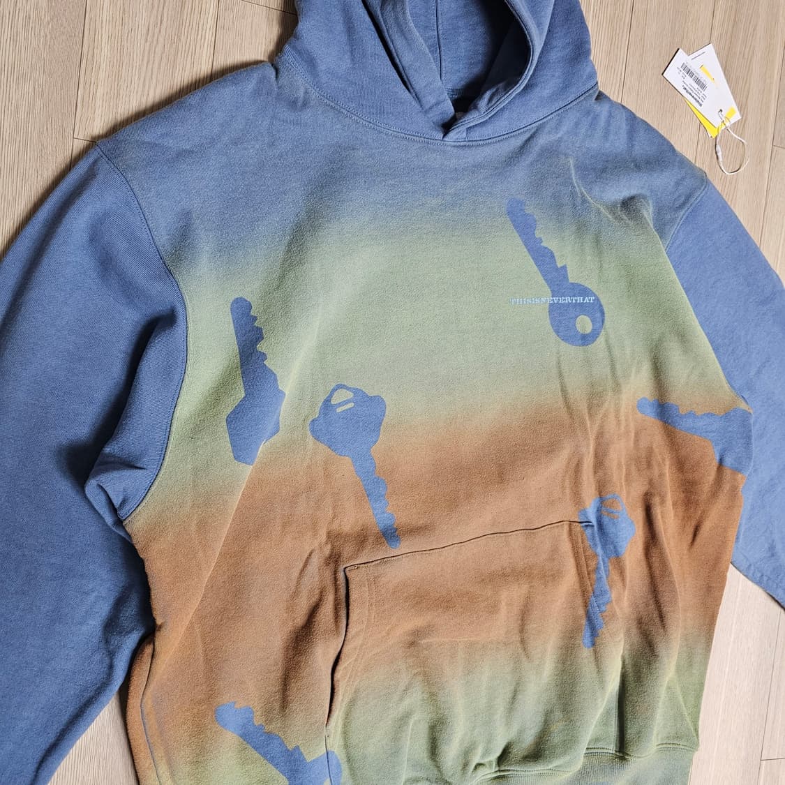 XL 1회착) 디스이즈네버댓 열쇠 키 스프레이드 패턴 후드 후디 상품이미지3