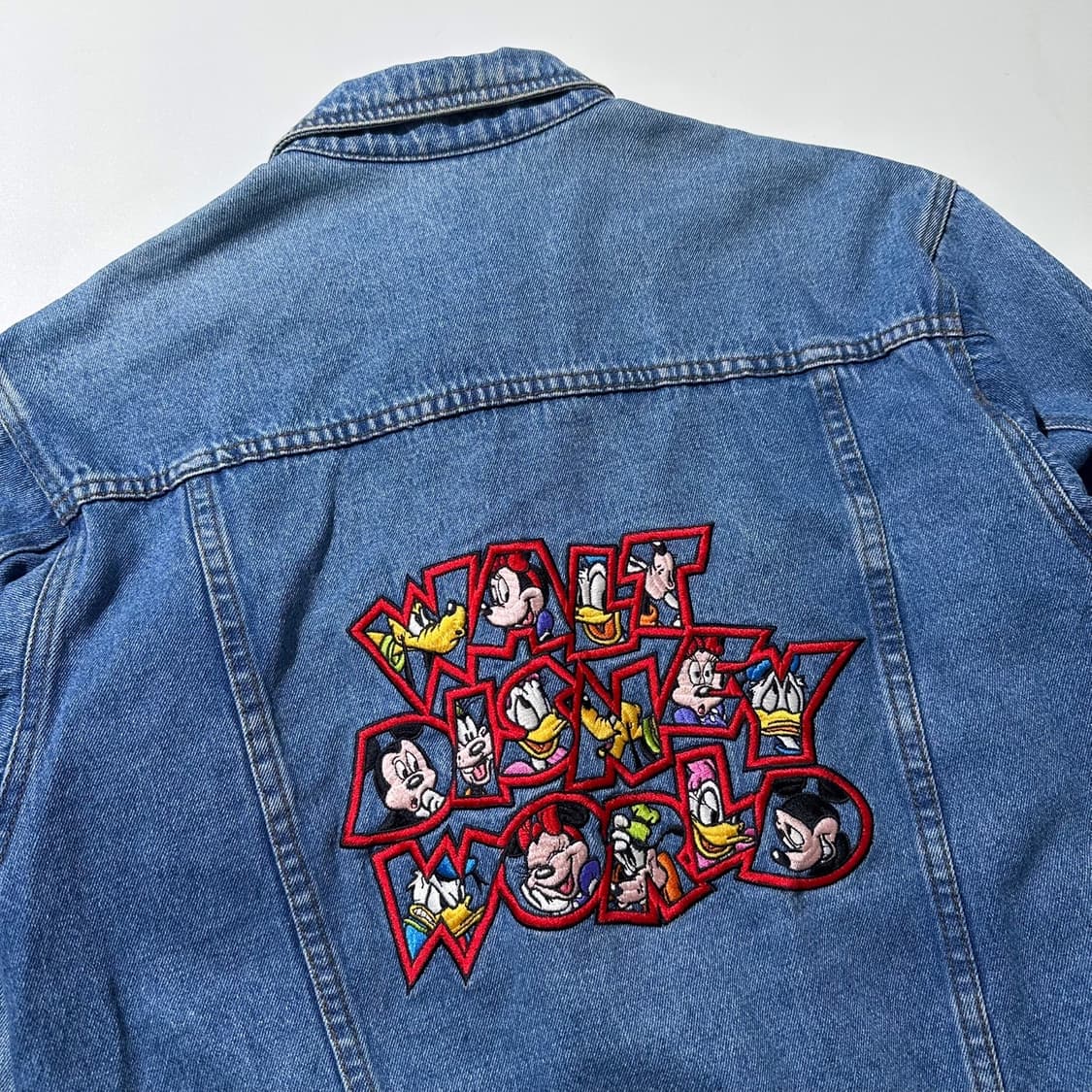 디즈니 미키 90‘s 월트 디즈니 월드 백로고 데님 트러커 자켓 상품이미지3