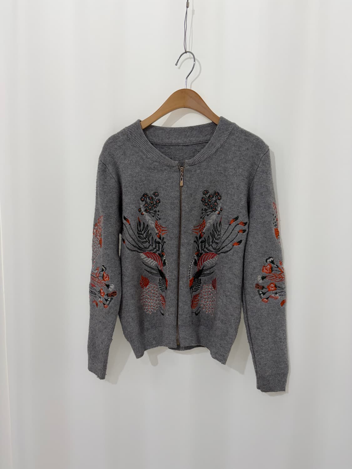 vintage embroidery knit zip up 상품이미지1