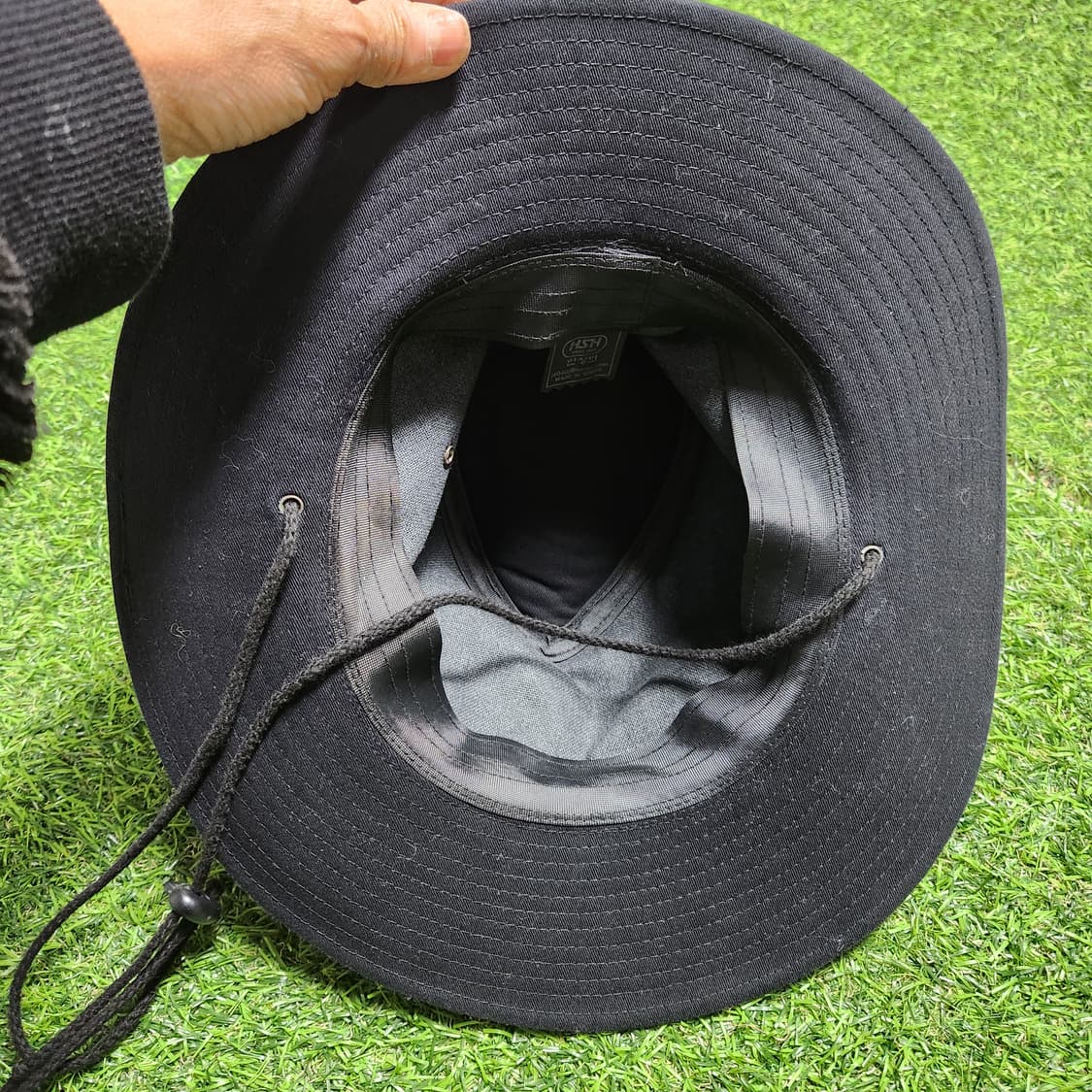 고프코어 블랙 사파리햇 🖤 스트랩 포인트 유니섹스 상품이미지3