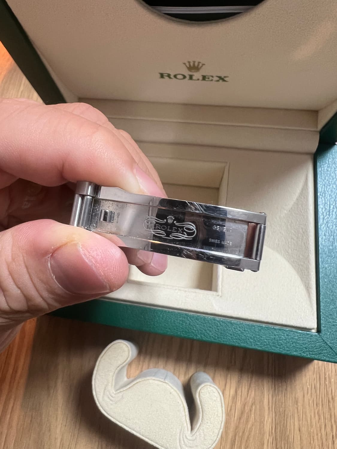 롤렉스 오이스터 퍼페추얼 34mm 124200 핑크 오이스터 상품이미지4