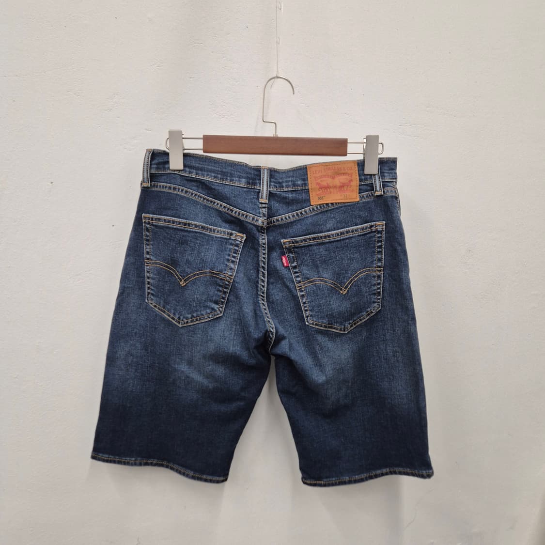 리바이스 505 레귤러 핏 데님 반바지 32 상품이미지1