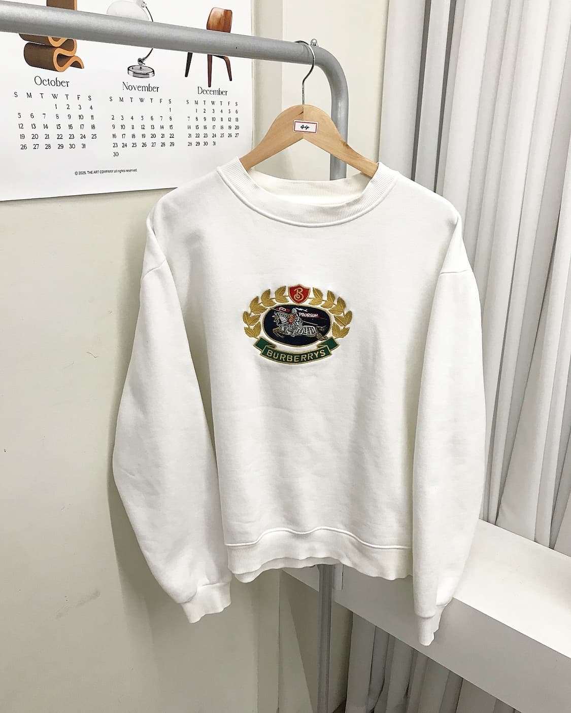 버버리 월계수 빅로고 맨투맨 상품이미지1