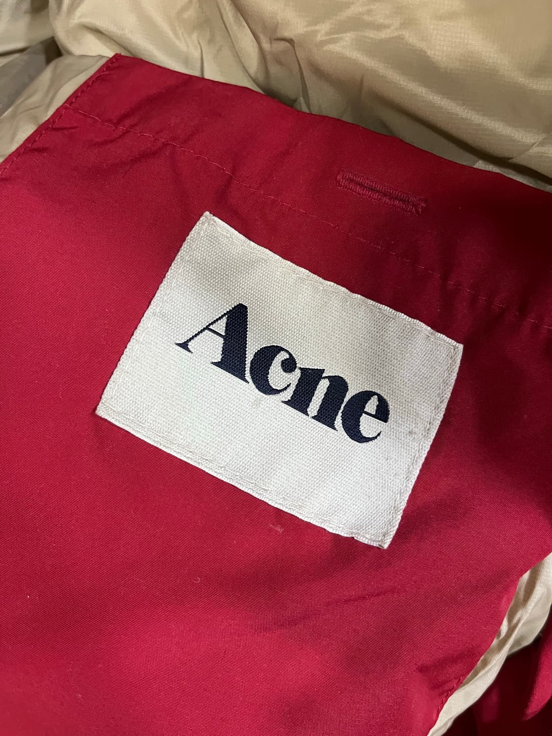 아크네 레드 패딩 48 상품이미지2