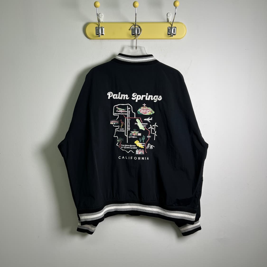 백 넘버 블랙 자수 스타디움 점퍼 XL 상품이미지2