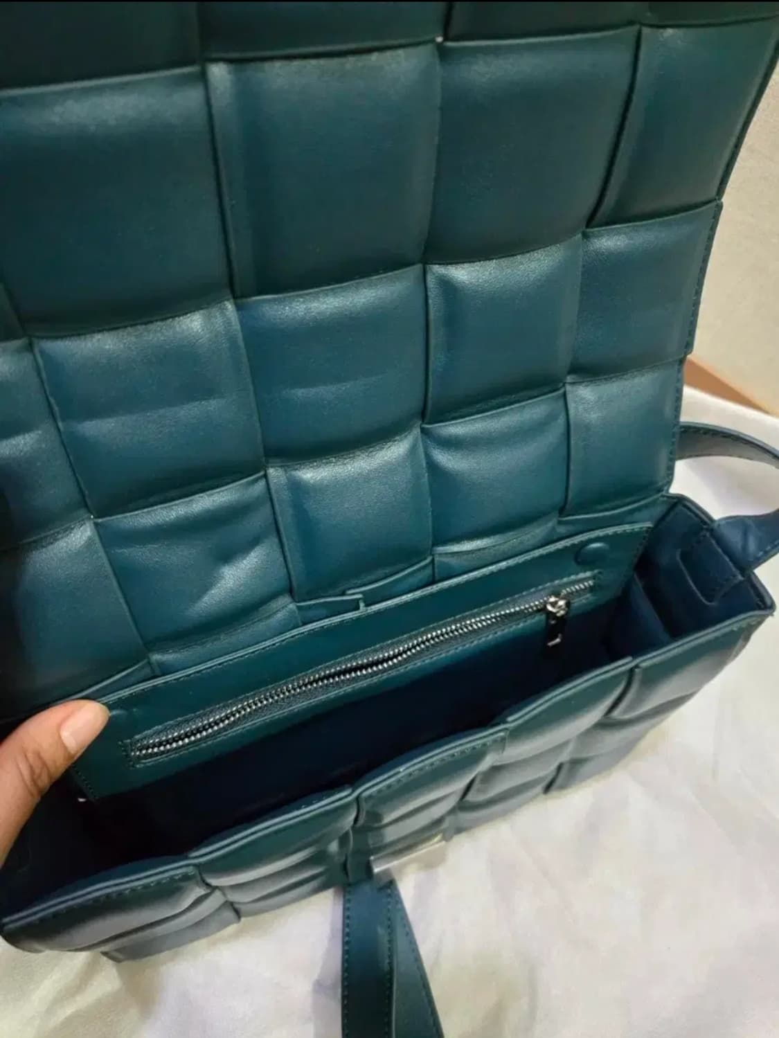 폭신한 패딩가방 청록색 초록백 크로스백 숄더백 카세트백 상품이미지3