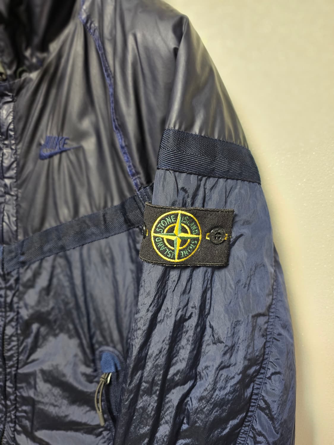나이키 X 스톤아일랜드 무솔라고마타 나일론 메탈 후드 자켓 상품이미지3