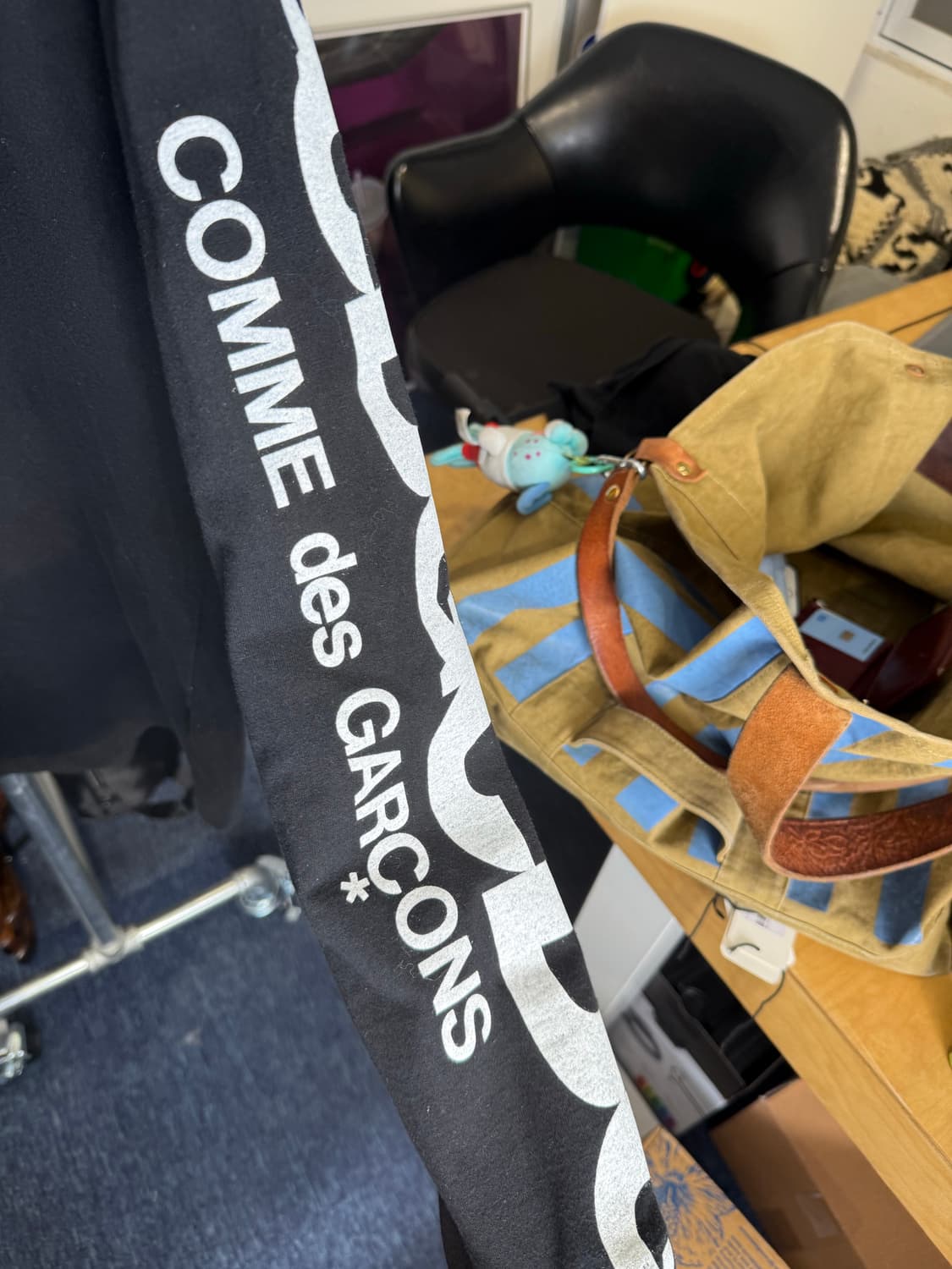 꼼데 레터링 롱슬리브 셔츠  상품이미지4