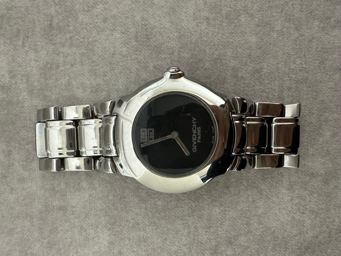 Givenchy 지방시 시계 상품이미지1