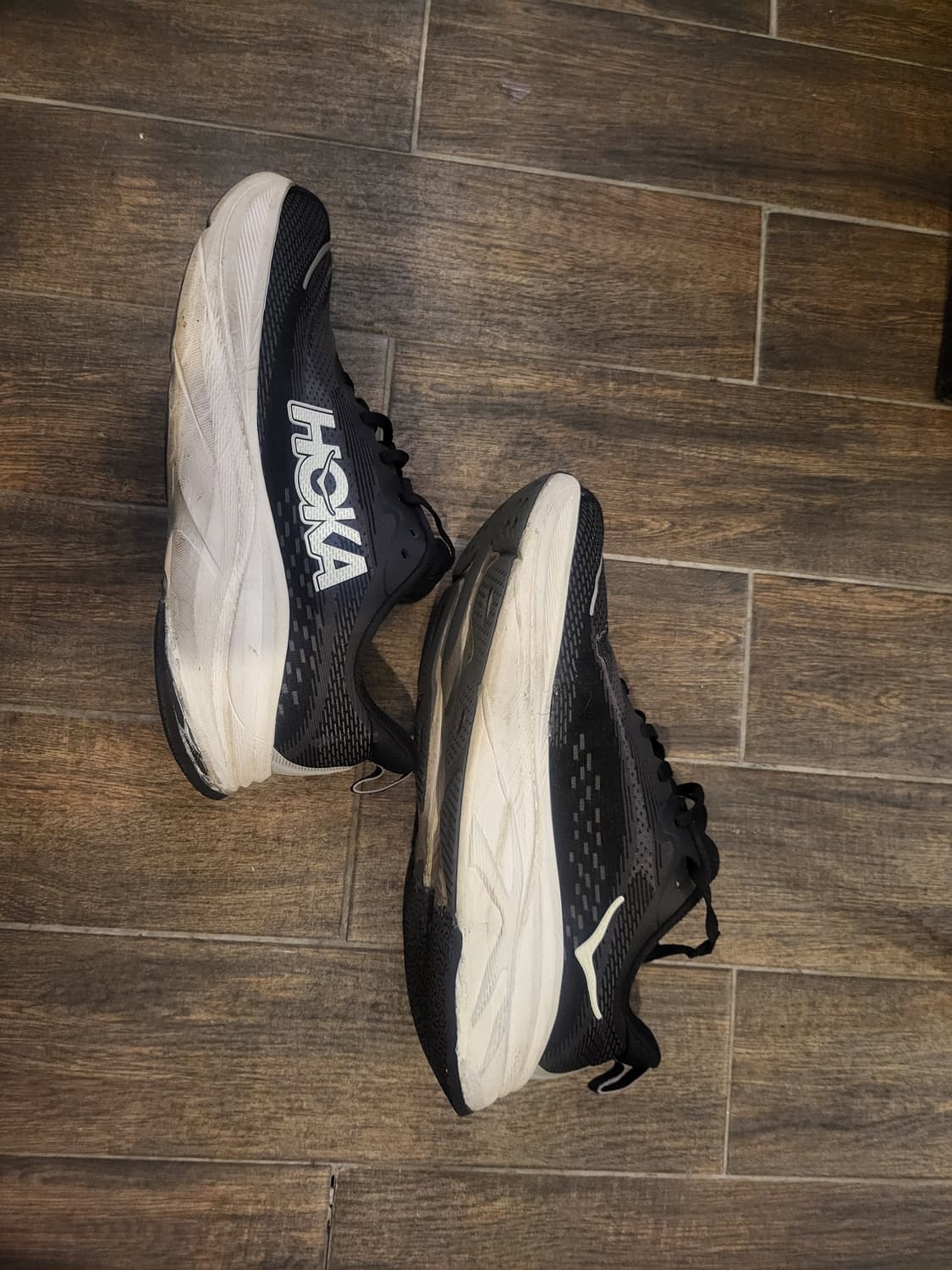 호카 블랙 런닝화 285 상품이미지1