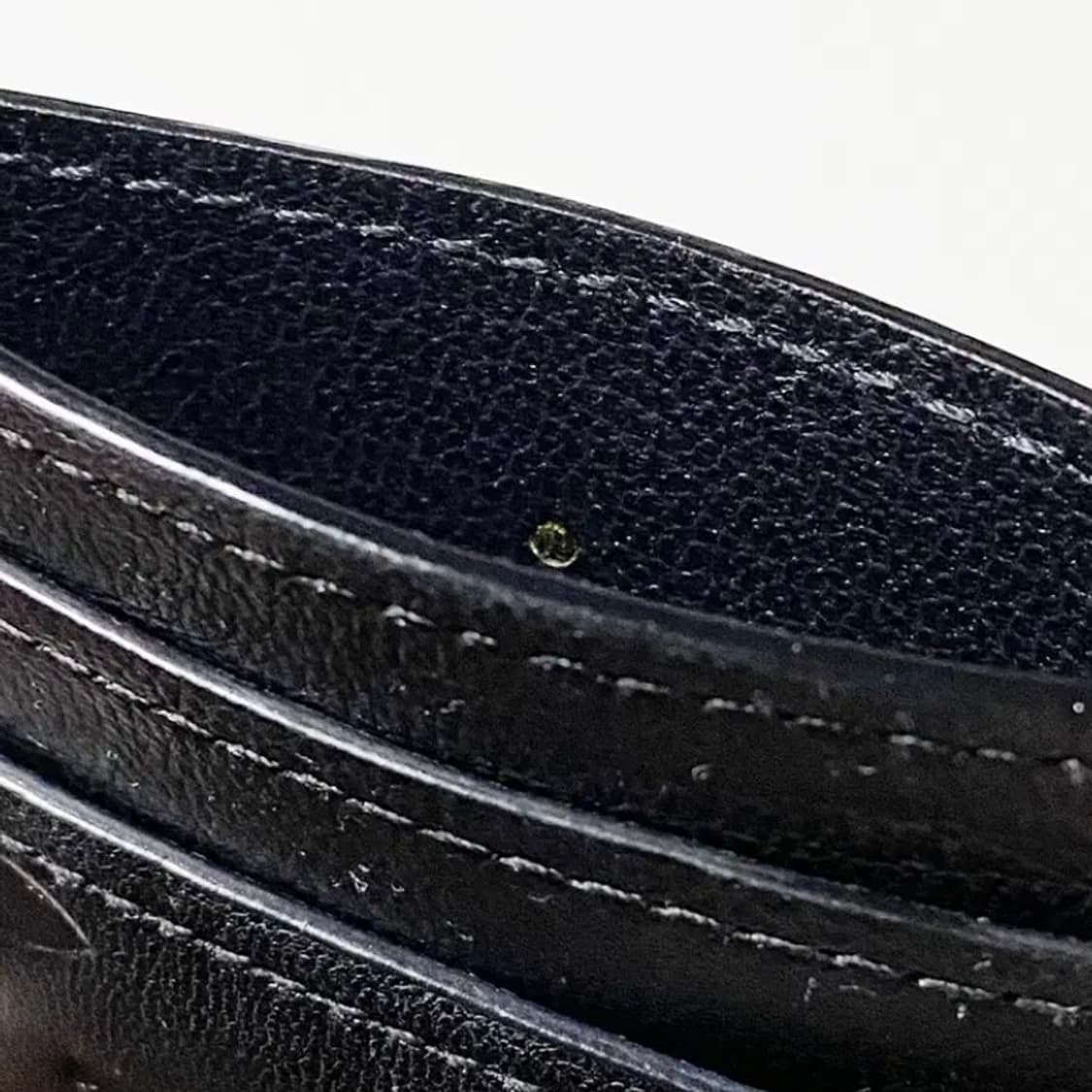 [정품] 루이비통  LV 모노그램 블랙 엠보스드 램스킨 H32 카드지갑 상품이미지6