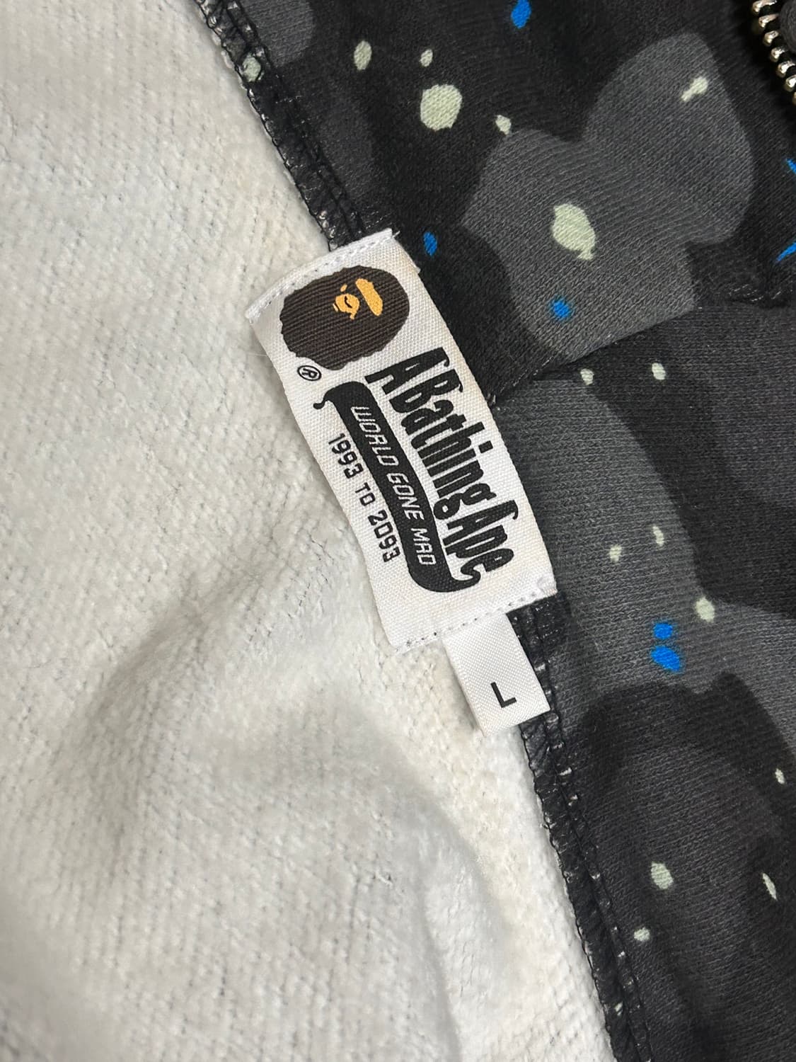 베이프 스페이스 카모 흑계 타이거 후드집업 상품이미지3