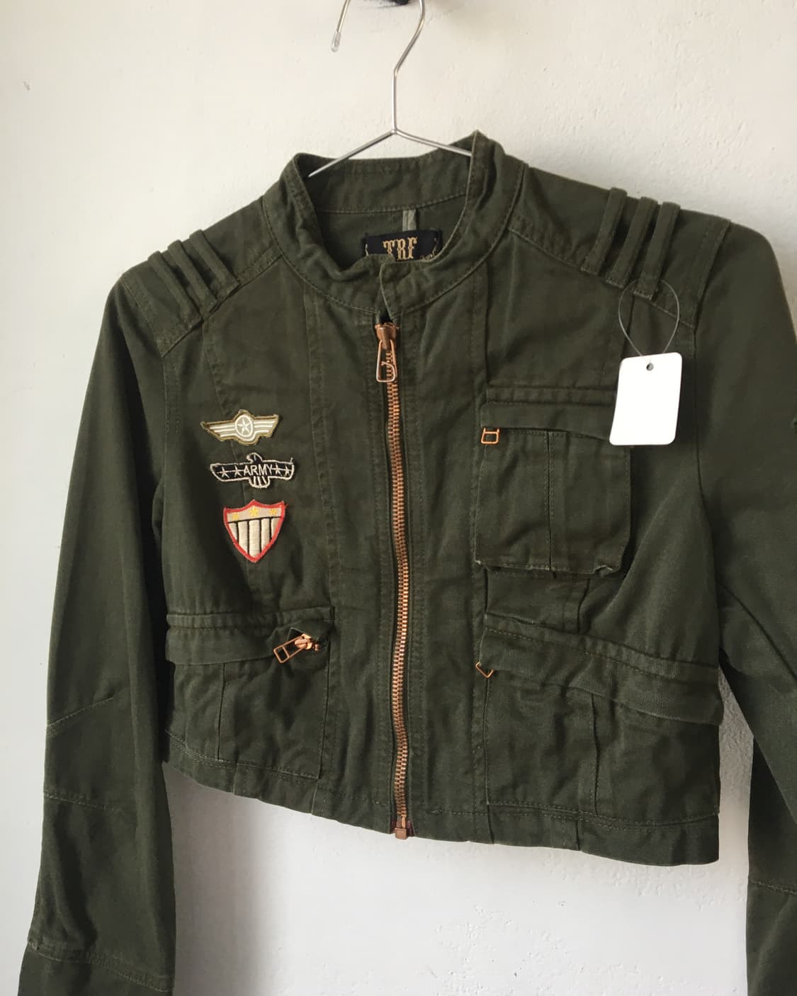 Patch point crop zip up jacket 상품이미지4