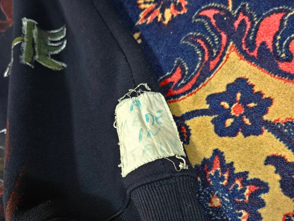 알렉산드로 게라르데 in Italy 19fw 핸드 프린팅 워싱 기모 맨투 상품이미지3