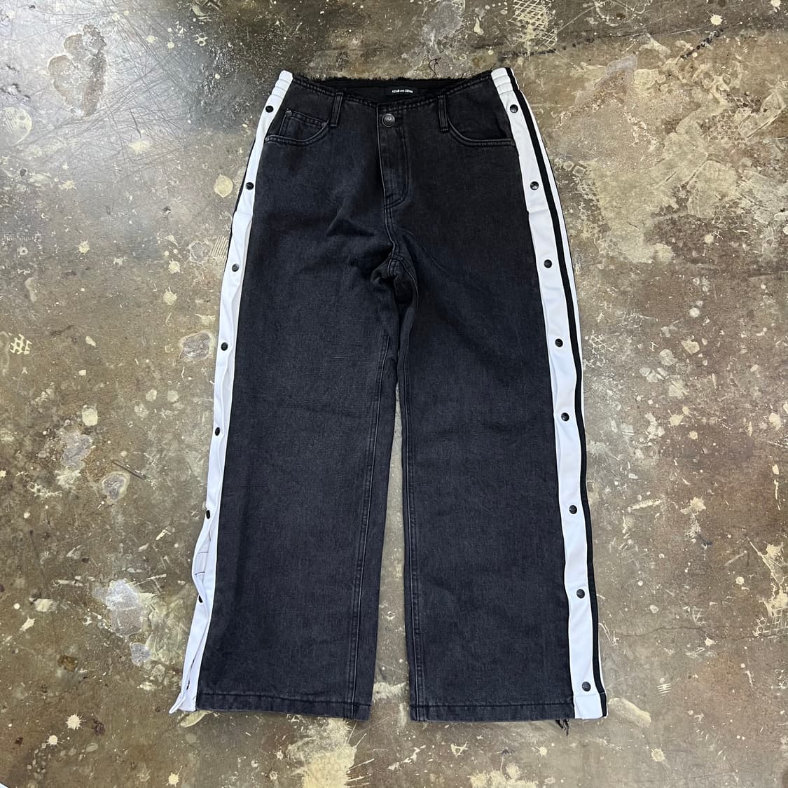 28) 아디다스 아디브레이크팬츠  커스텀 와이드 청바지 데님팬츠 상품이미지2