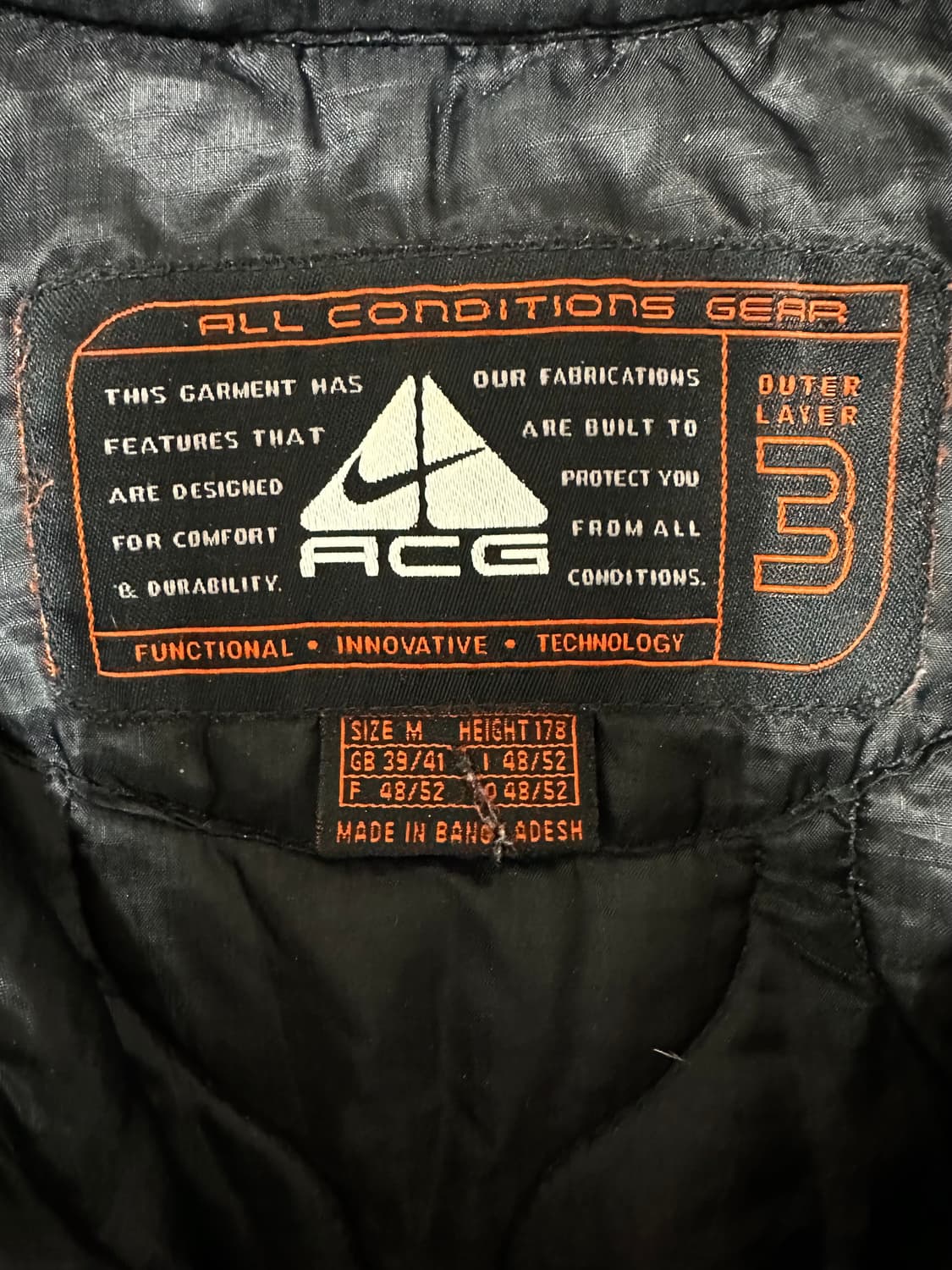 나이키 ACG 블랙 퀼팅 패딩 점퍼 상품이미지6