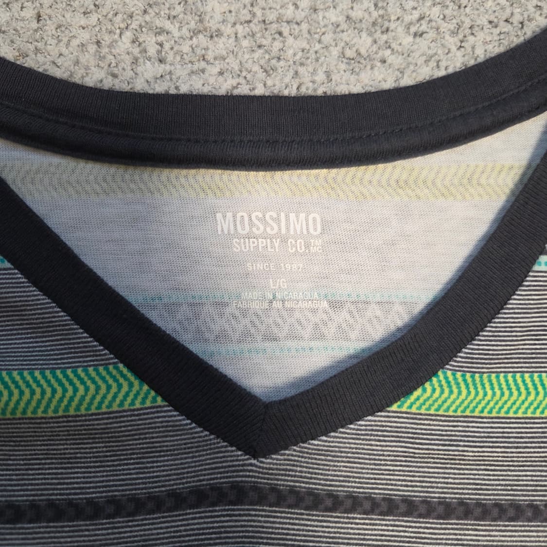 Mossimo 인디언 패턴 반팔티셔츠 L(100) 상품이미지3