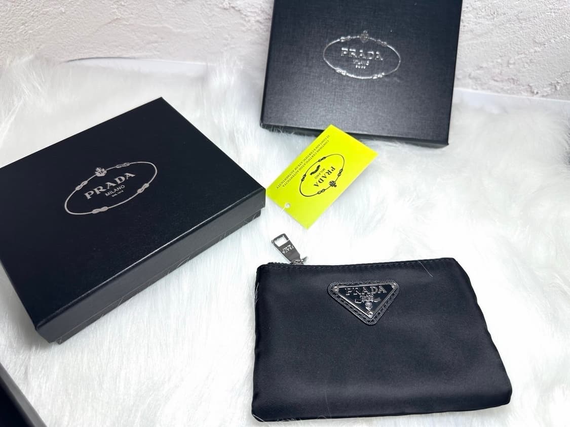 프라다 뷰티 나일론 미니 파우치 동전지갑   상품이미지3