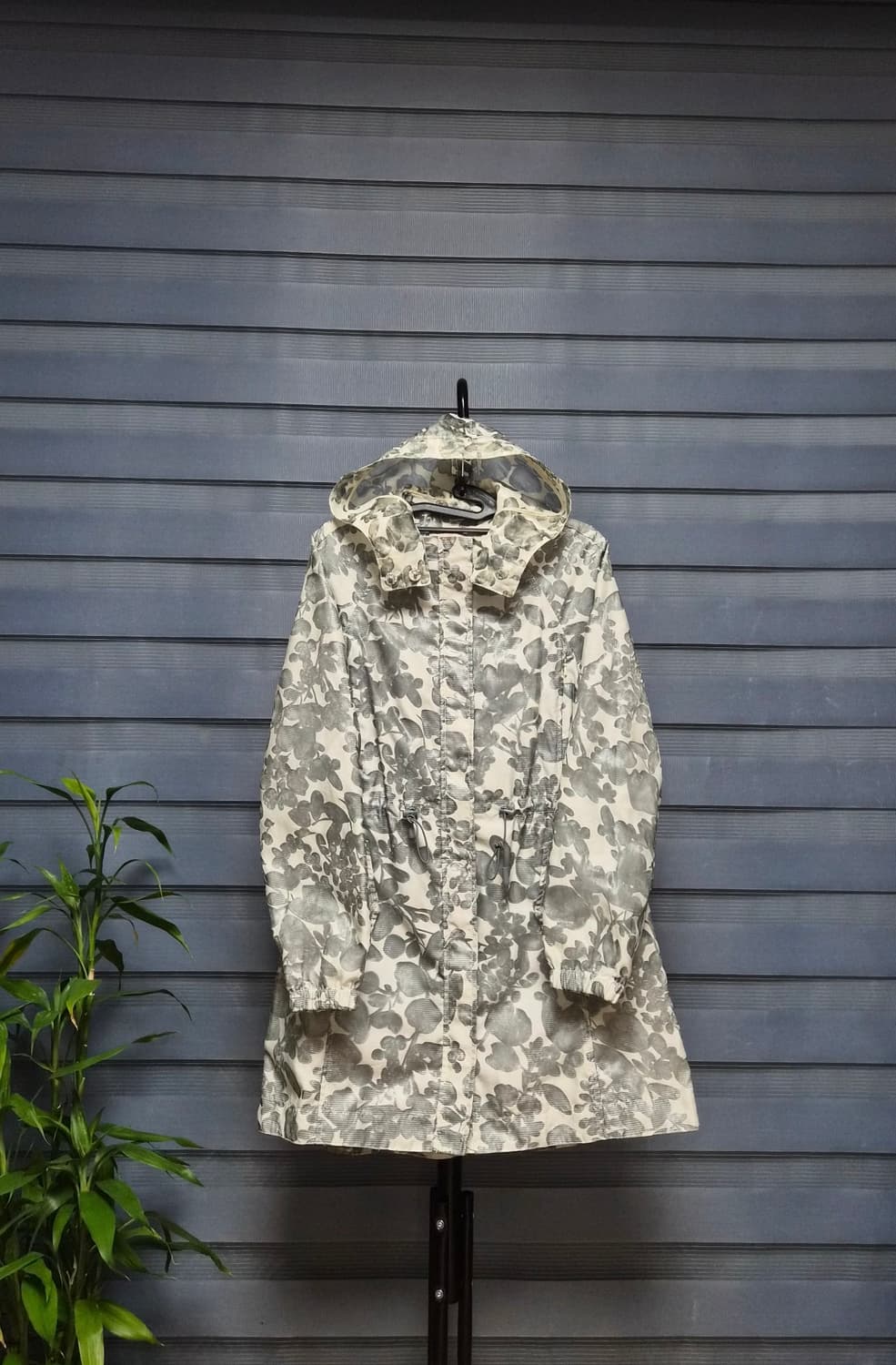 토리버치 플라워 후드 바스락 간절기 바람막이 코트 55반까지 상품이미지1