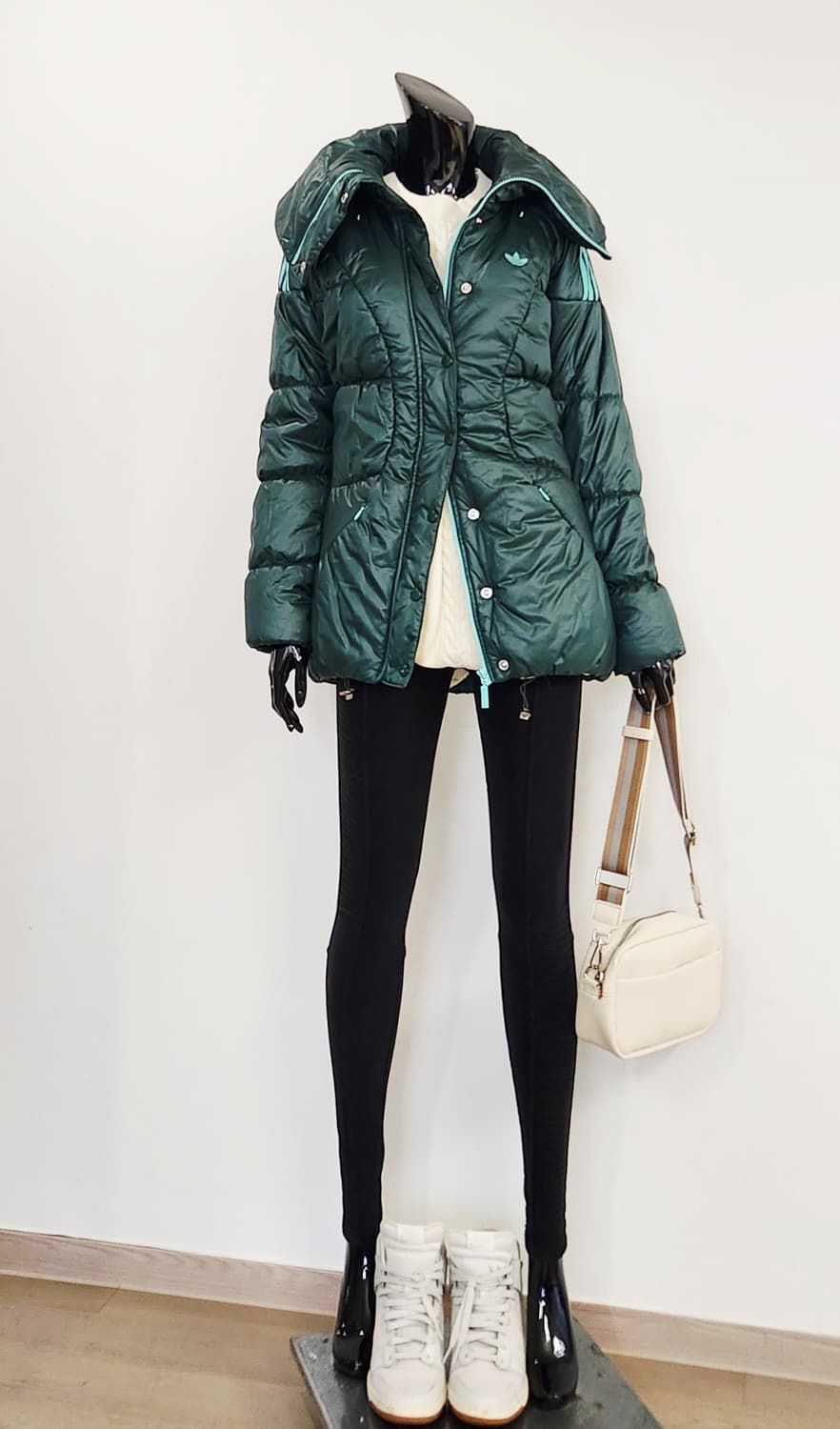 아디다스 패딩점퍼  상품이미지2