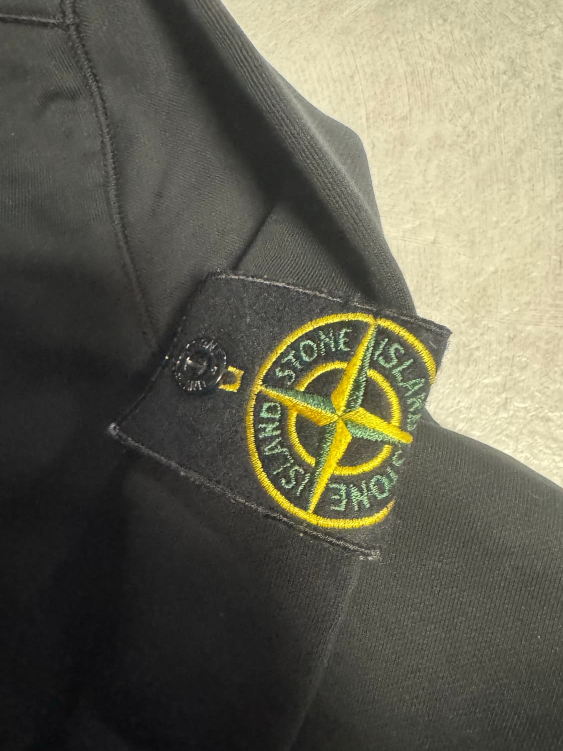 [L] 스톤아일랜드 맨투맨 블랙 상품이미지2