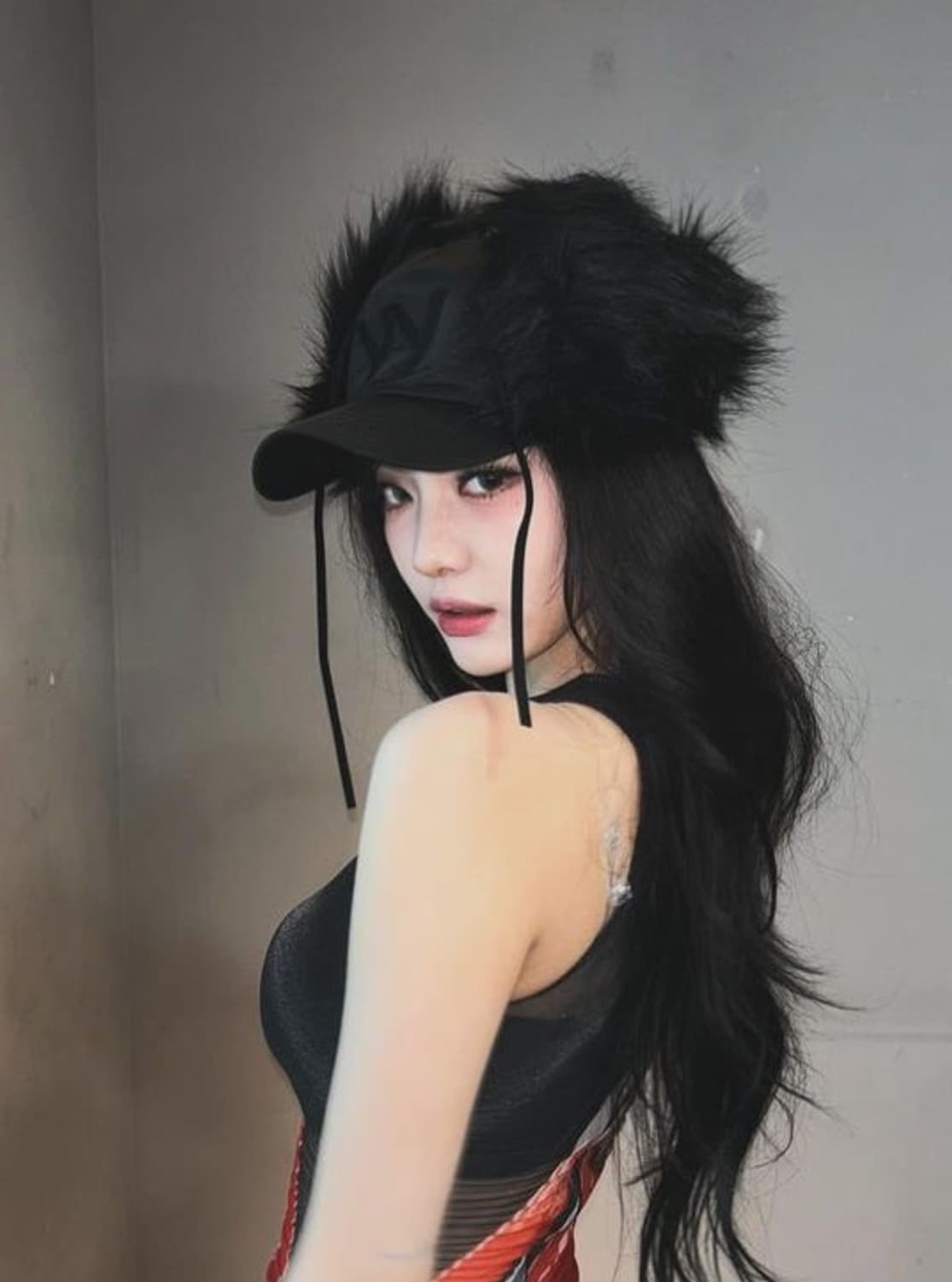 openyy fur ball cap 상품이미지1