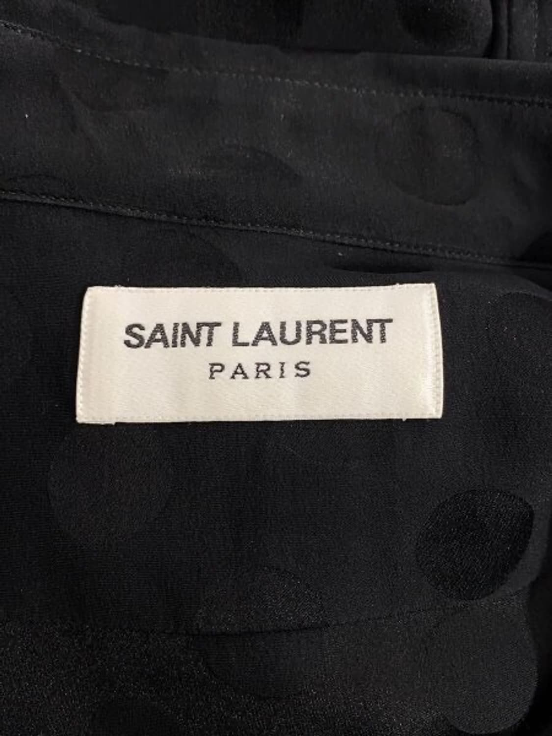 [BTS 지민님 착용] 생로랑 24ss 블랙 폴카닷 실크 셔츠 상품이미지5