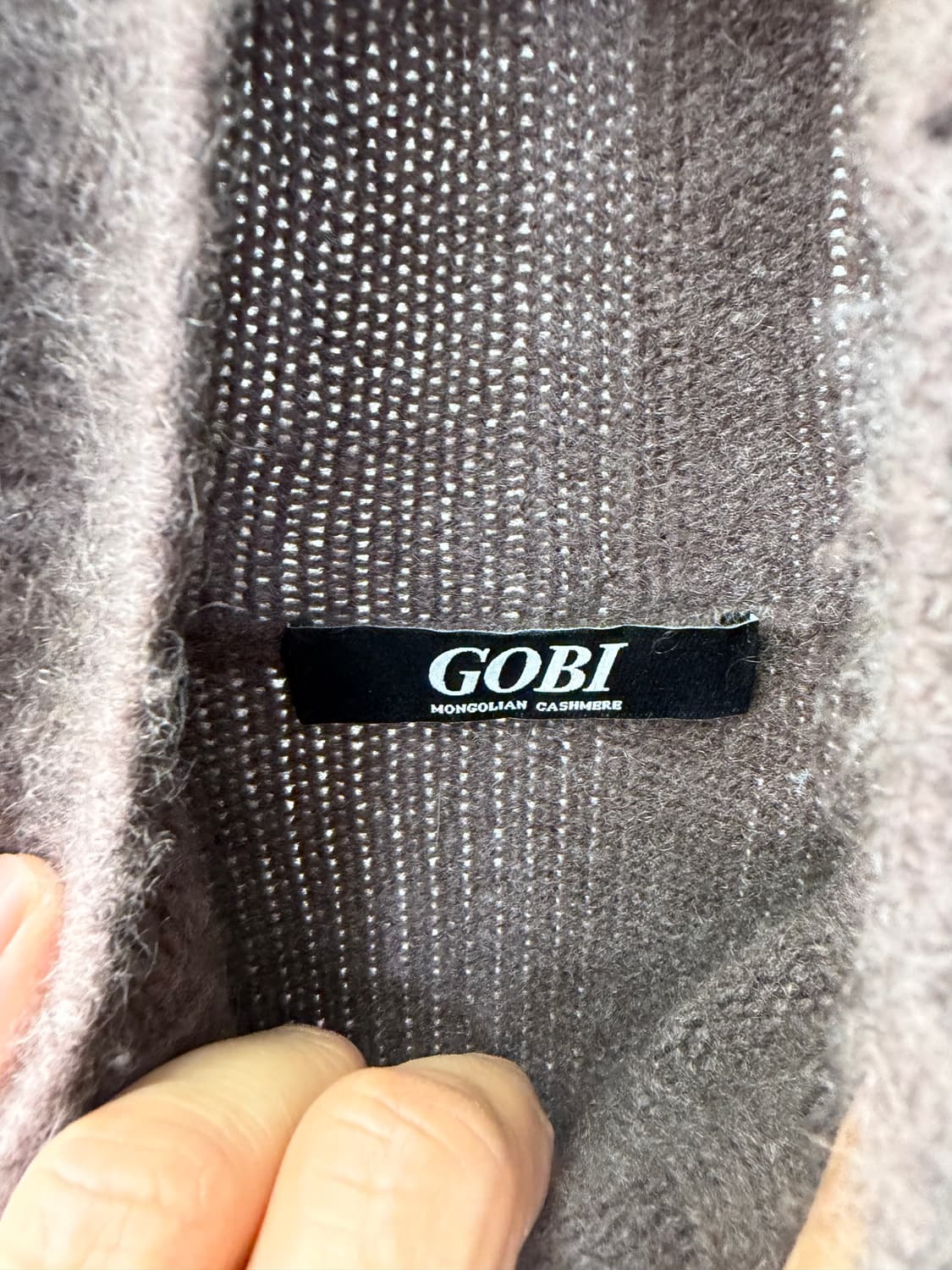 정품) GOBI 고비 캐시미어100 모카색 터틀넥 니트 L 상품이미지5