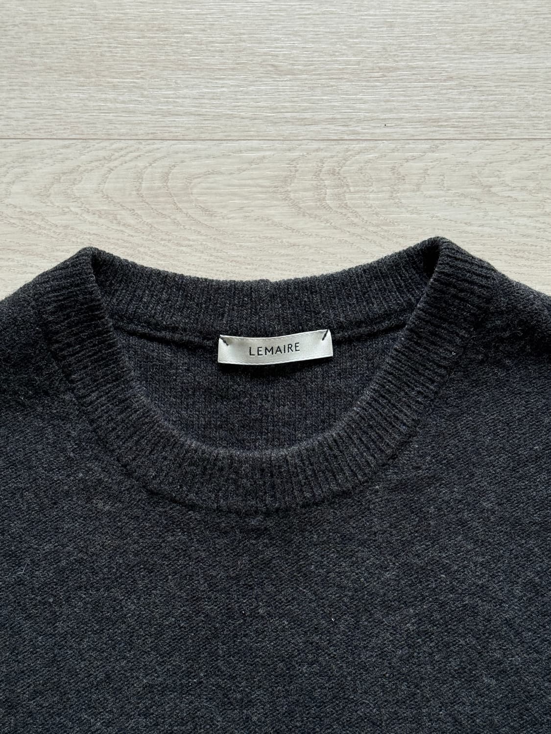 르메르 24aw 라운드넥 울니트(s) 상품이미지2