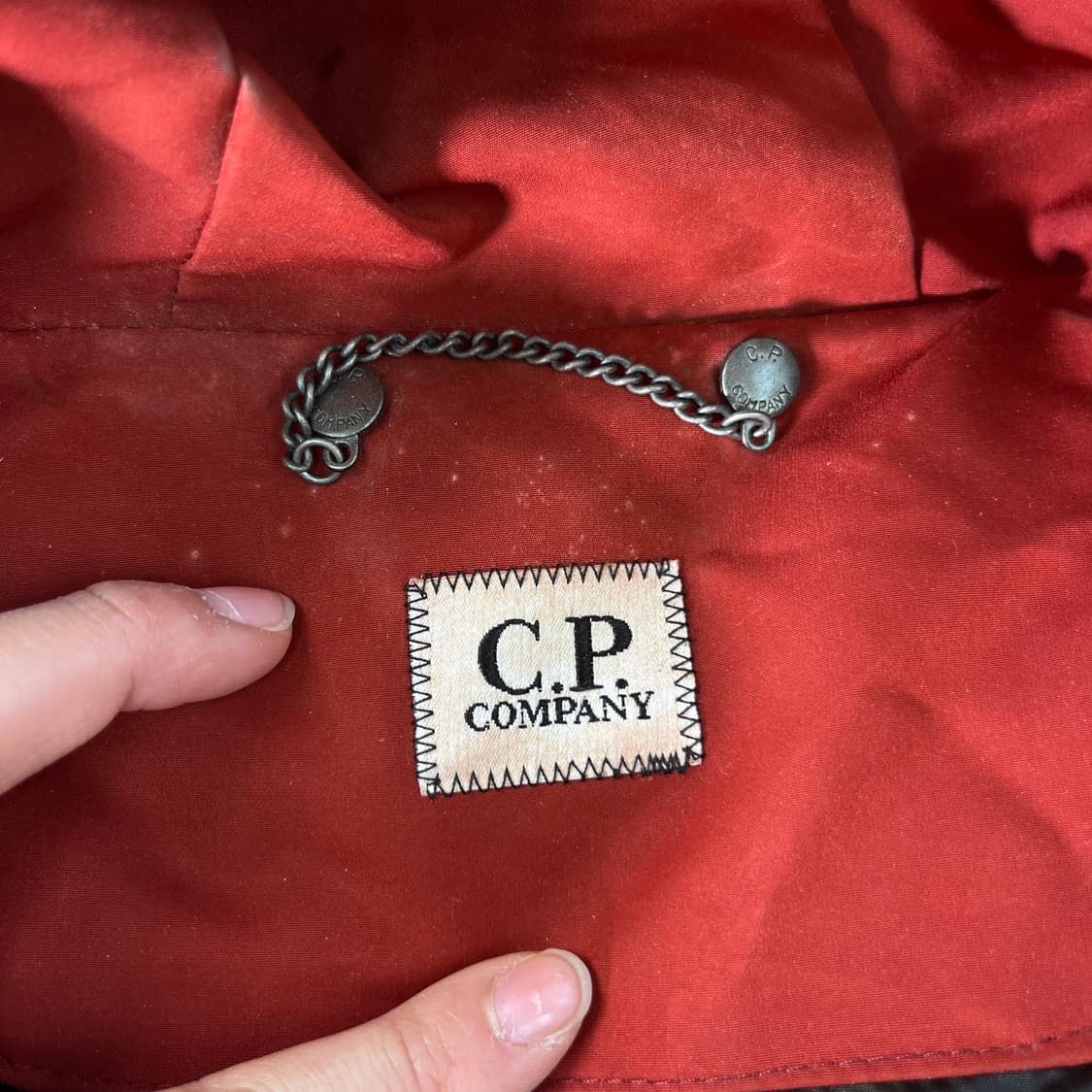 100 CP컴퍼니 14FW 고글 덕다운 패딩 상품이미지3