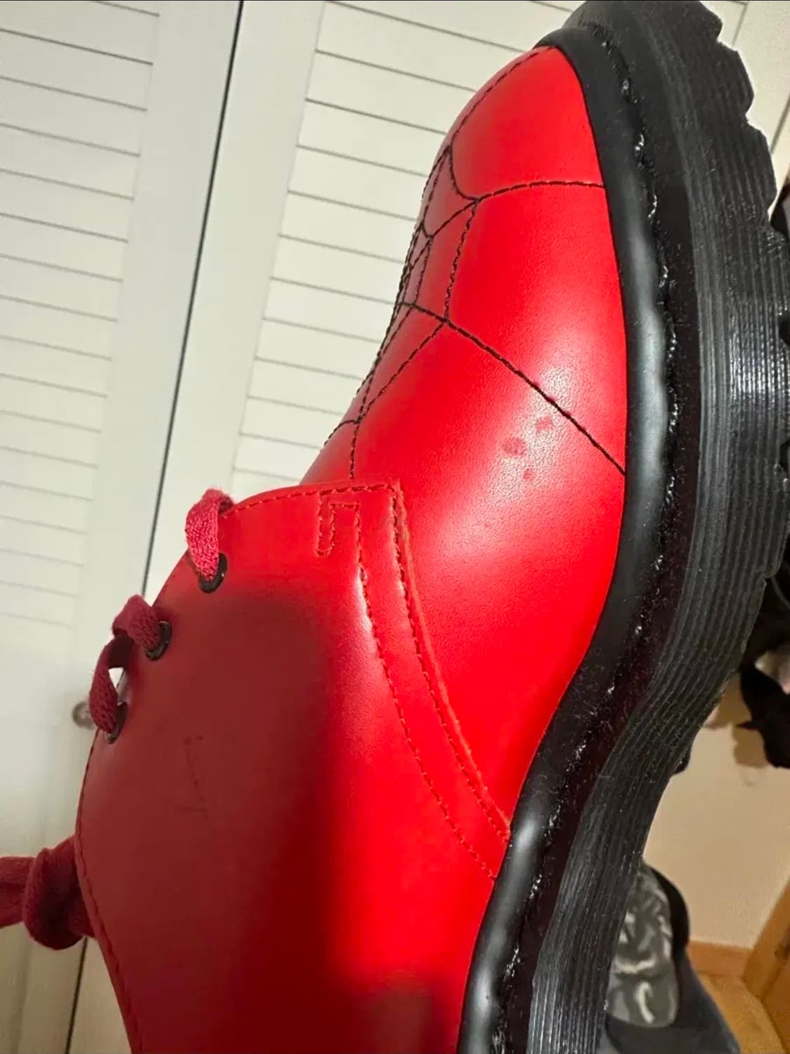 닥터마틴 x 슈프림 스파이더웹 3-아이 슈 레드 상품이미지6