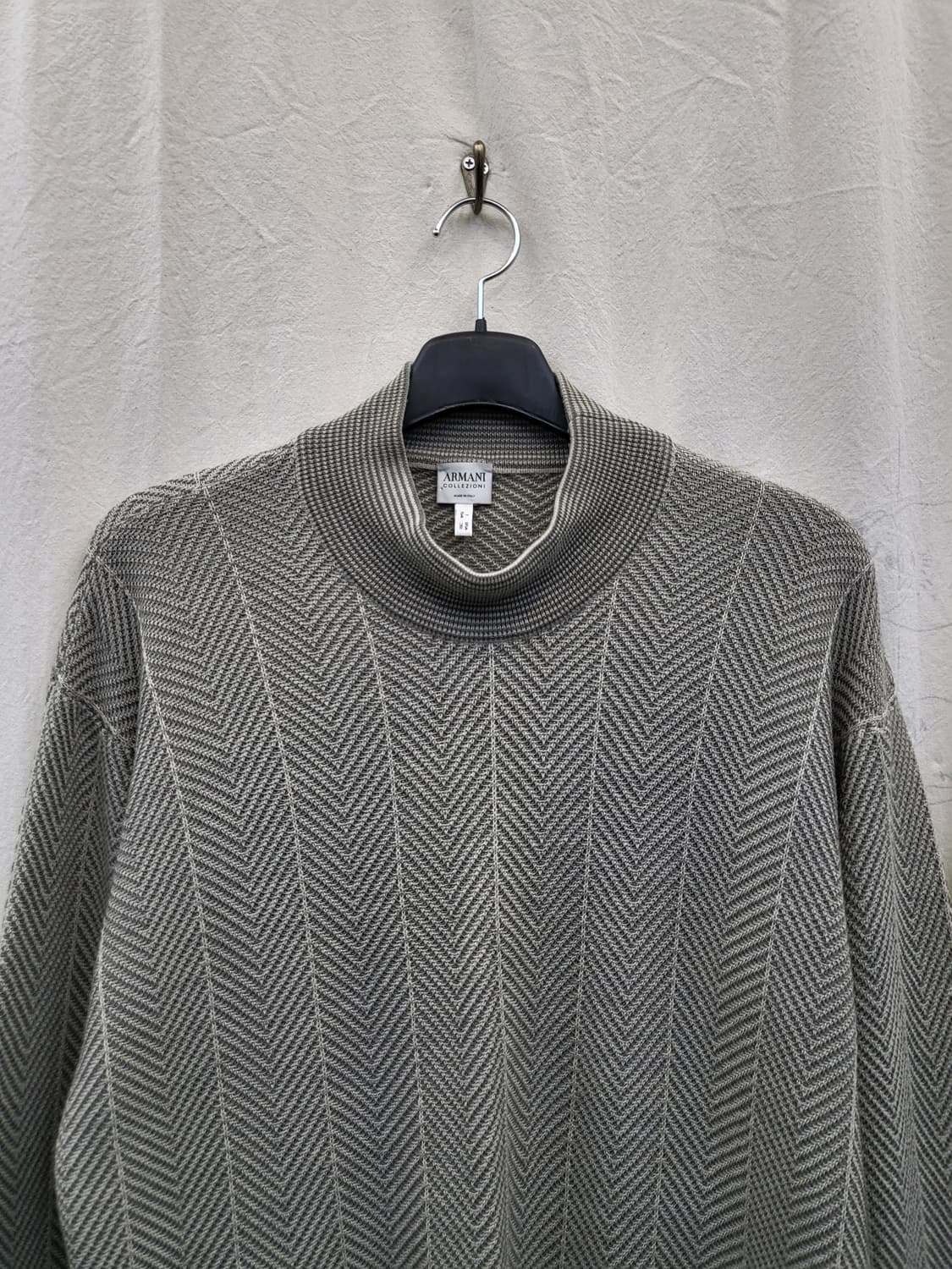 아르마니 콜레지오니 헤링본 패턴 니트 상품이미지3