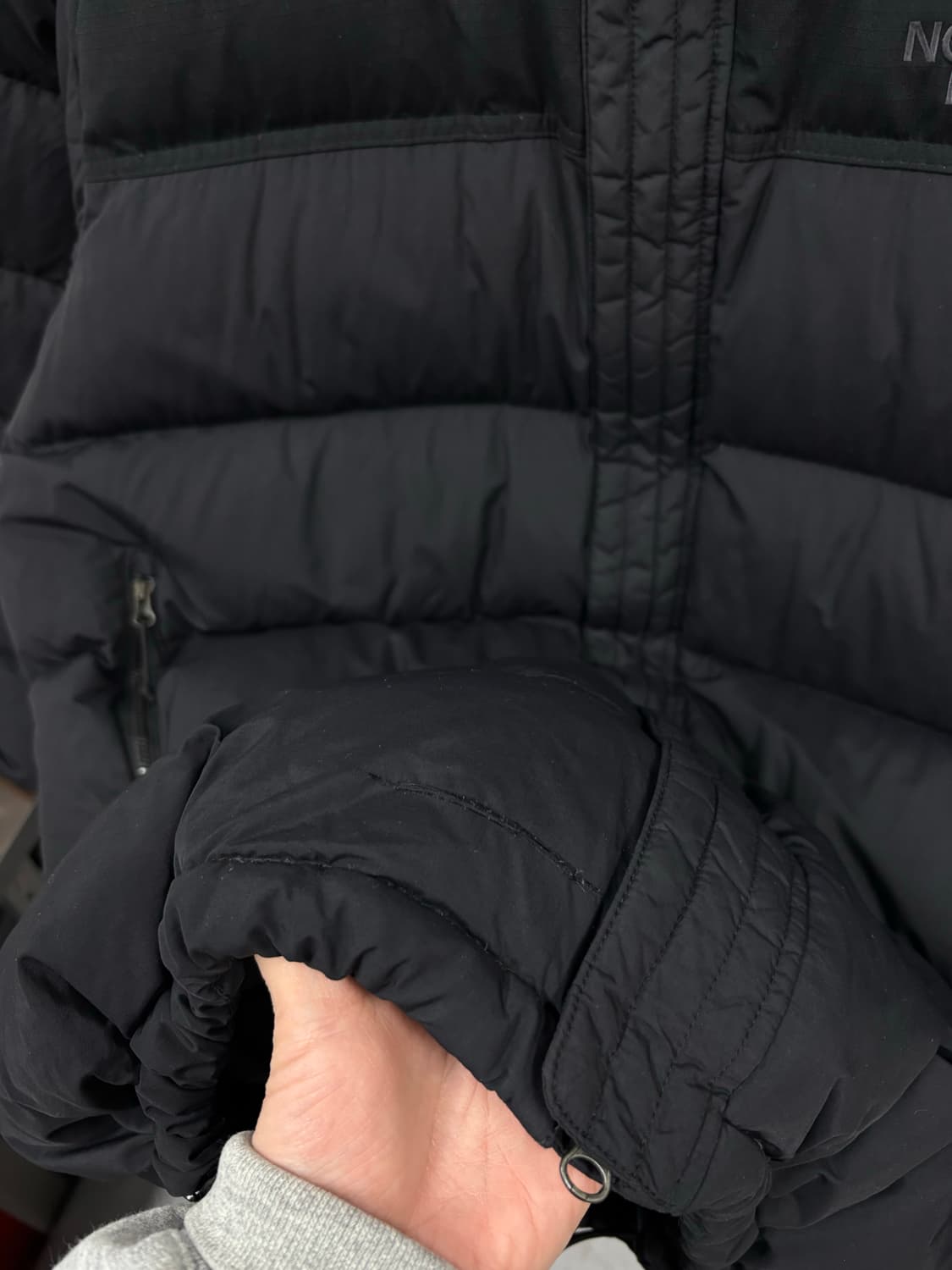 노스페이스 구스 다운패딩 상품이미지4