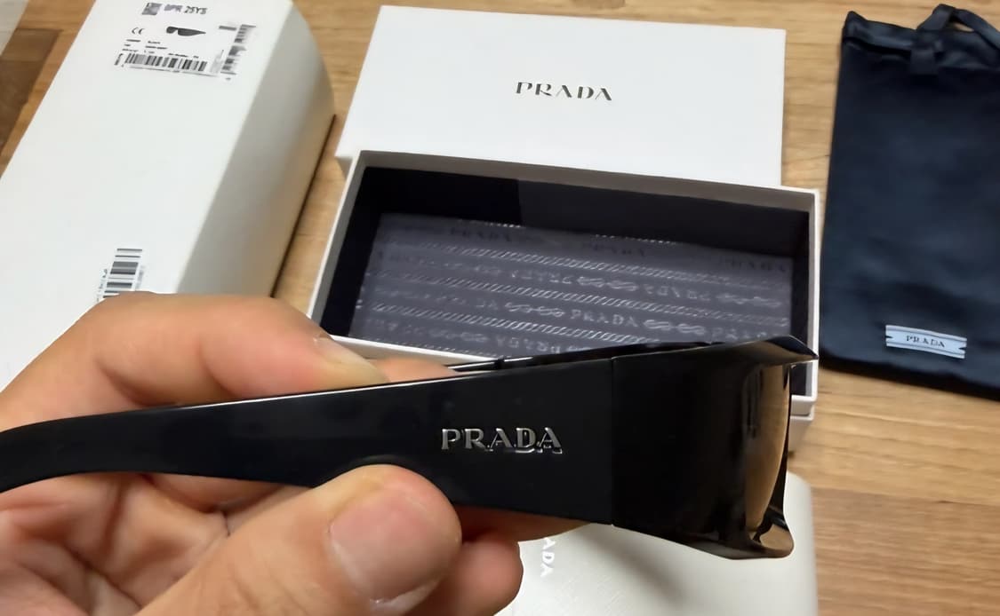 25YS 프라다 런웨이 선글라스 상품이미지3