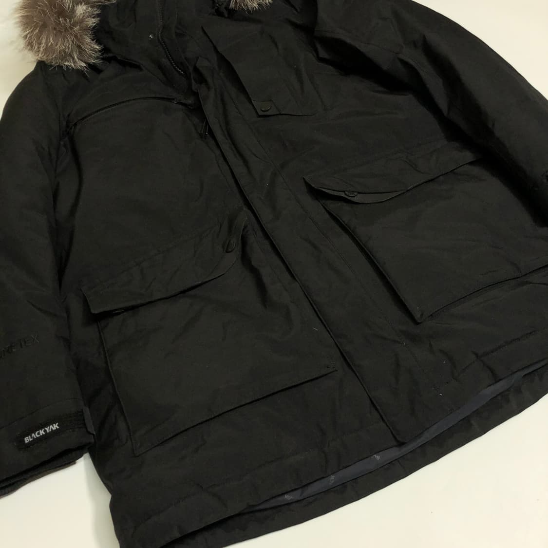 블랙야크 고어텍스 패딩 L 상품이미지5
