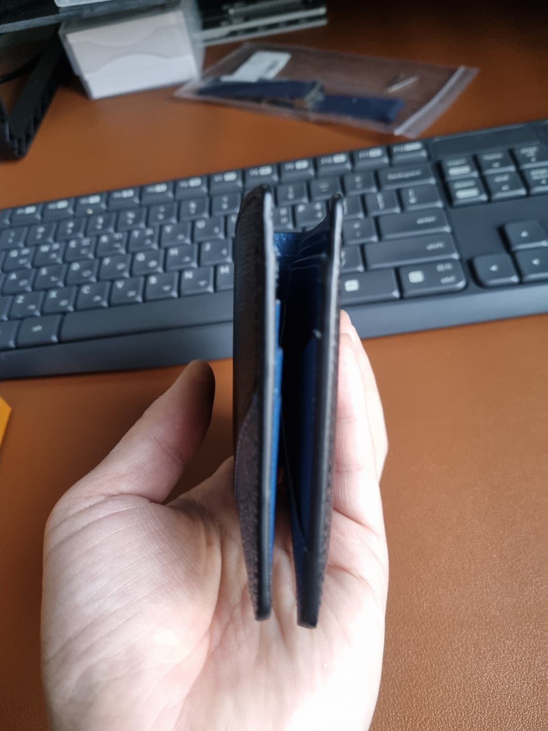 루이비통  반지갑 타이가 상품이미지4