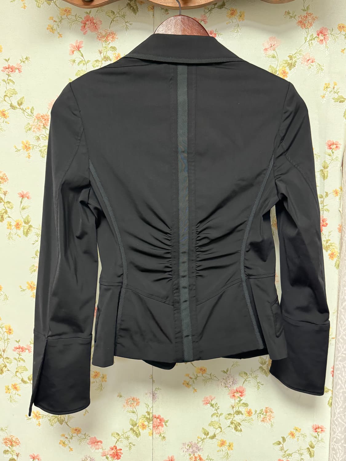 블랙 셔링 자켓 상품이미지2