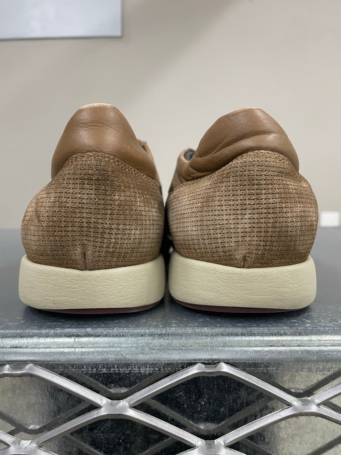 페레가모 스웨이드 스니커즈 8.5 (gr-4626) 상품이미지3