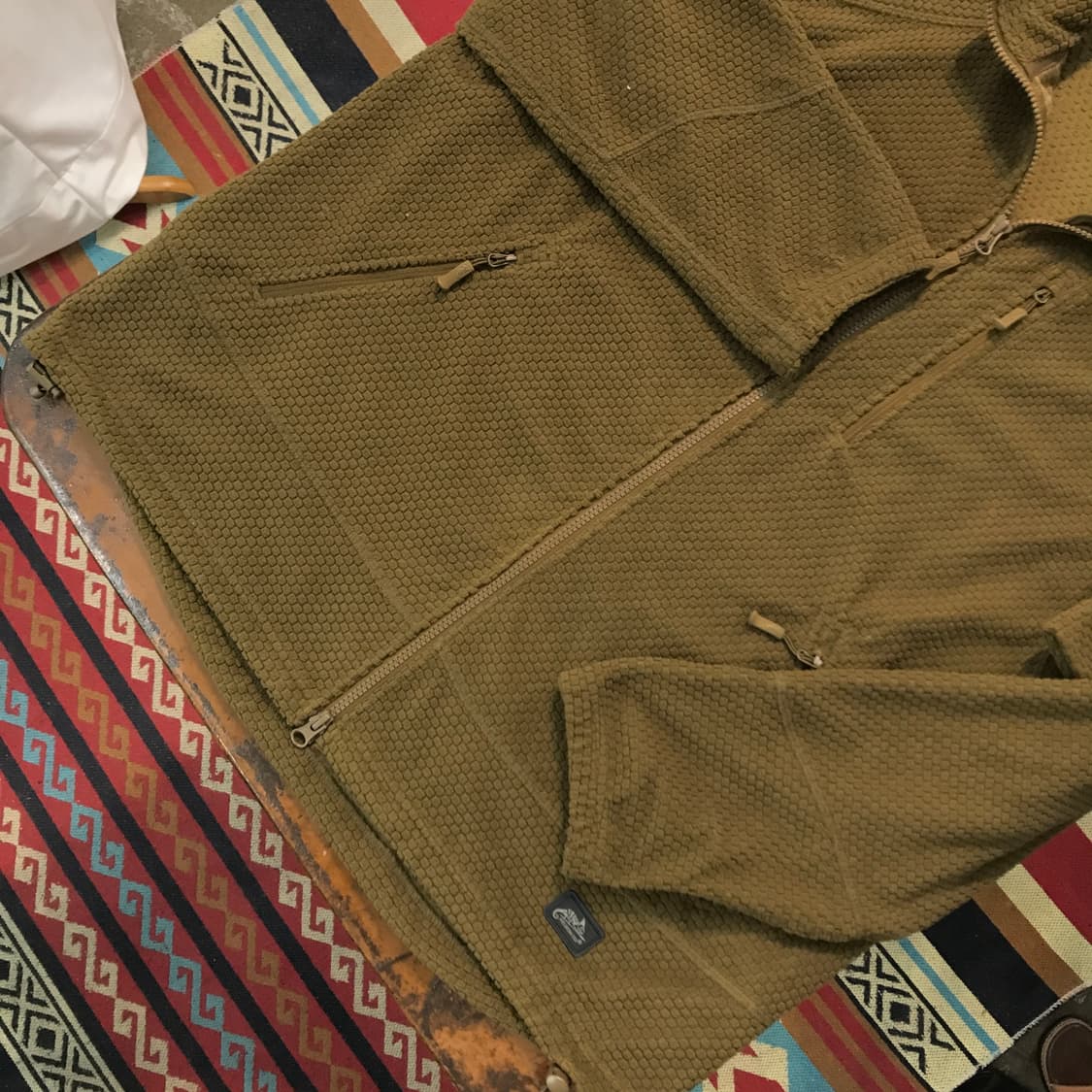 헬리 콘텍스 카키색 택티 투웨이 집업 플리스 자켓 남성 110 115 상품이미지3