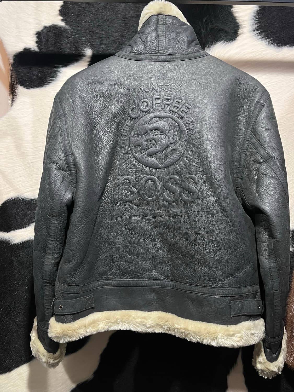 산토리 보스 크롭 버클 무스탕 상품이미지7