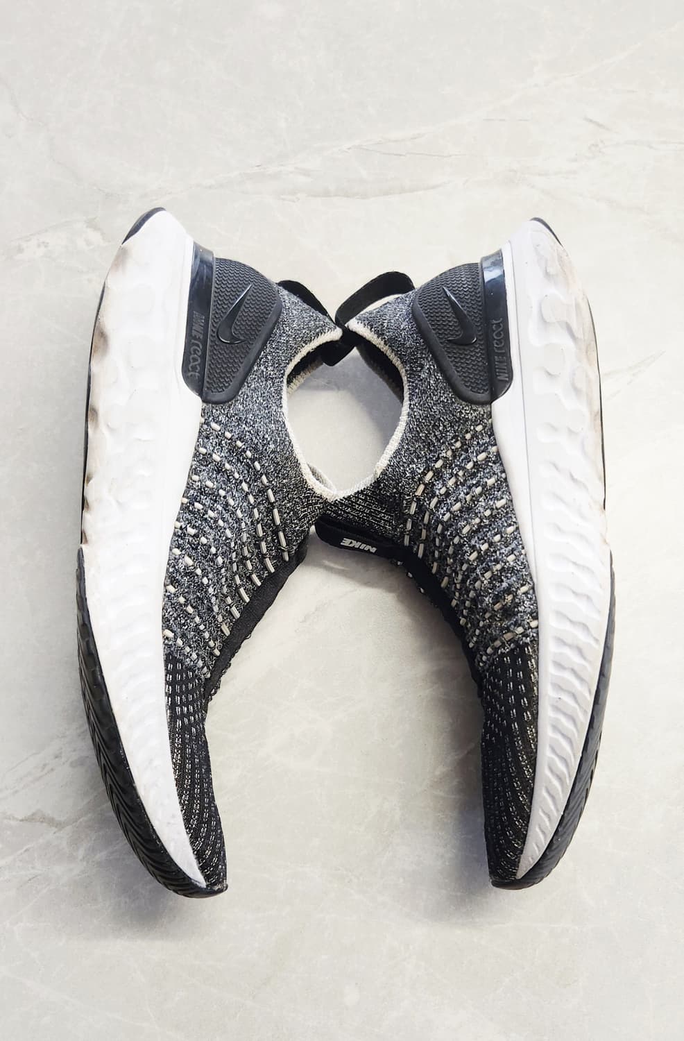 나이키리액트  상품이미지1